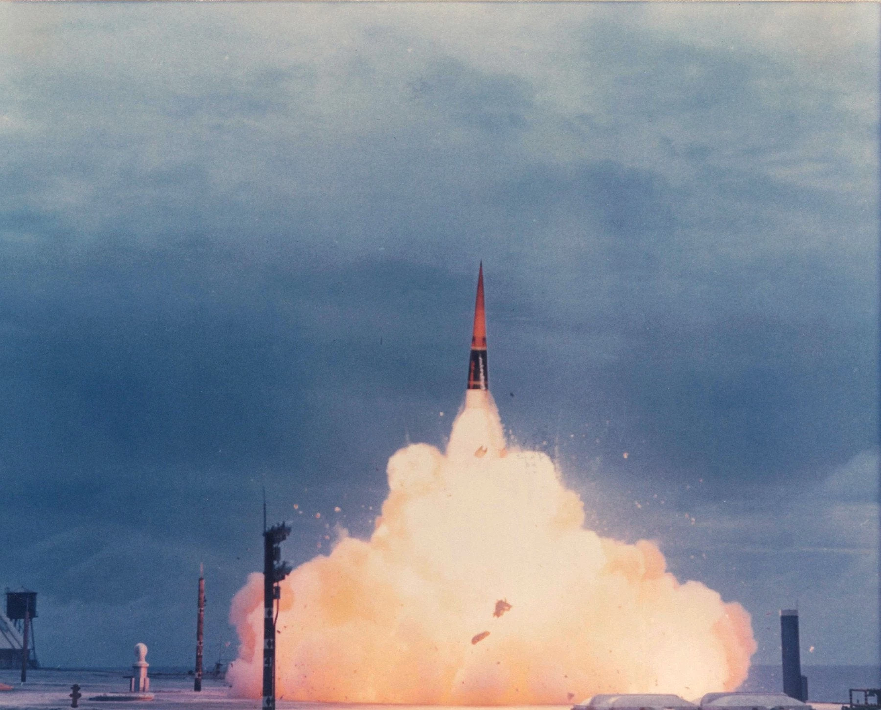 Sprint: Ο εξωπραγματικός πύραυλος που φτάνει τα 10 mach σε μόλις 10″! (βίντεο)